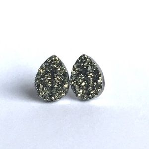 Druzy Small Gunmetal Gray Teardrop Stud Earrings